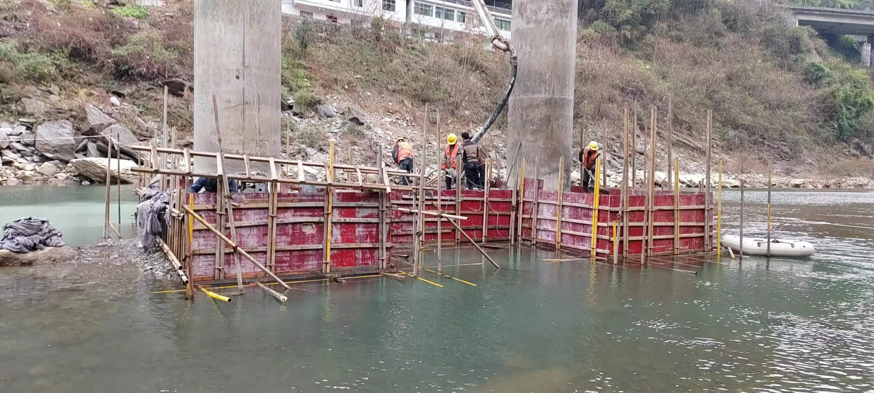 郴州水利工程施工中堤坝渗漏原因以及防渗加固技术